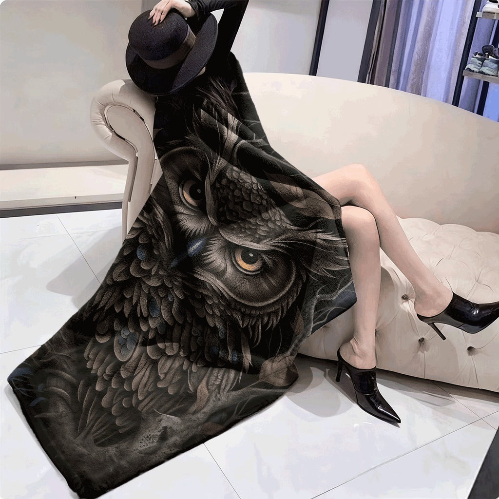 1pc Cozy Flannel Throw Blanket with Mysterious Owl & Dark Tree Branch Design Soft Warm Fabric for Sofa All-Season Mystic Wildlife Themed Room Decor