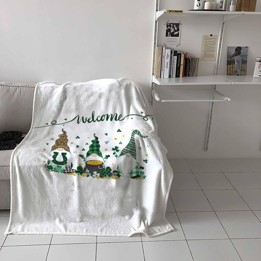 Flannel Flannel Blanket St. Patrick's Day Dwarfs Irish Golden Coin Shamrock Leaves Thin Soft Warm Cozy Throw for Home Sofa Travel Camping Couch Picnic White 30x40in