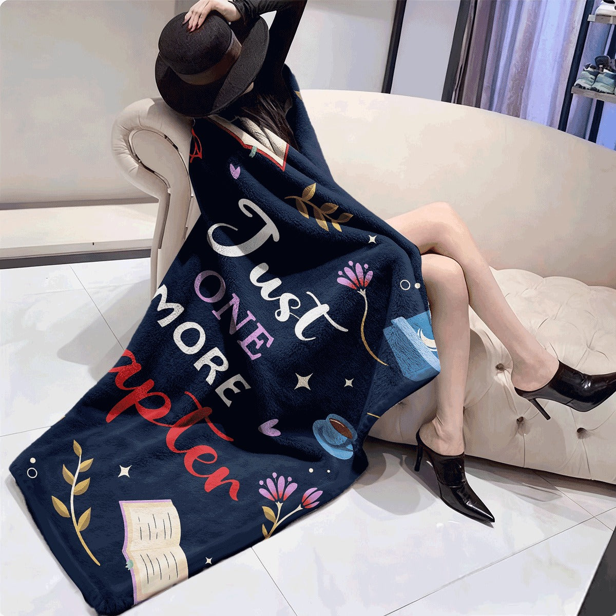 1pc 1P Fleece Blanket a Perfect Gift for Book Lovers Ideal for Readers Librarians And Bibliophiles Features a Digital Print That Is Soft Warm And Comfortable for Use on Sofas S Or in The