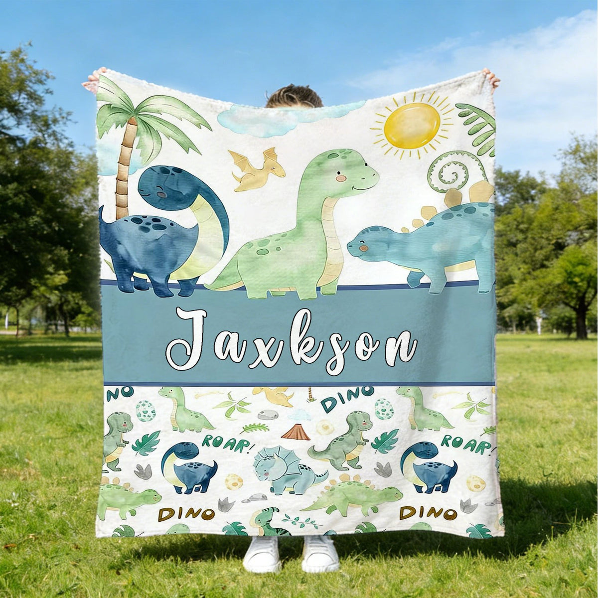 Personalized Custom Name Blanket, Outdoor Enthusiast Gift Plush Blanket, All-Season Universal Gift Blanket, Cartoon Little Dinosaur Fleece Blanket, Suitable for Home And Travel, Comfortable Personalized Blanket