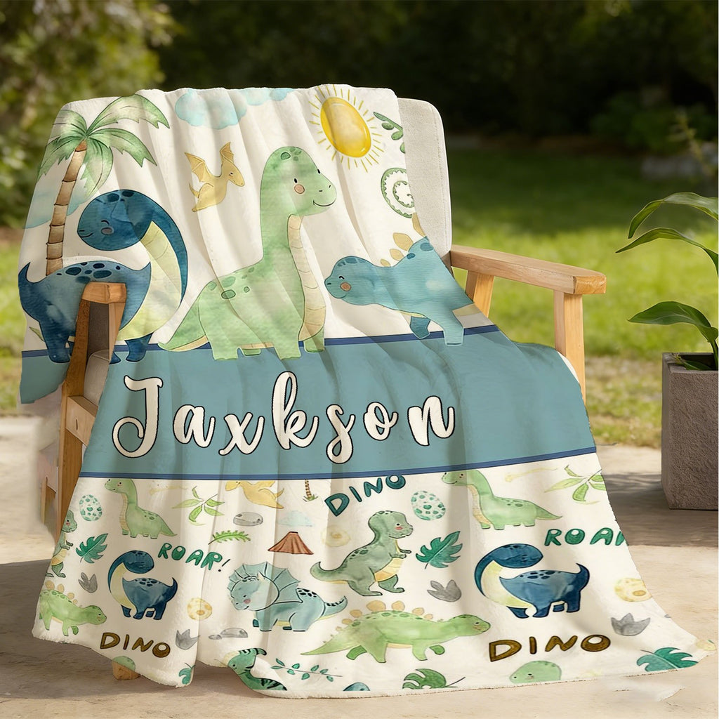 Personalized Custom Name Blanket, Outdoor Enthusiast Gift Plush Blanket, All-Season Universal Gift Blanket, Cartoon Little Dinosaur Fleece Blanket, Suitable for Home And Travel, Comfortable Personalized Blanket