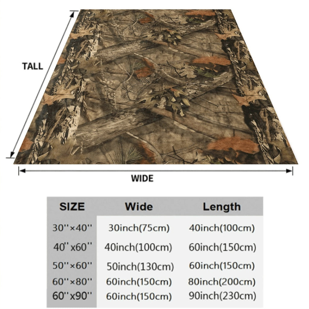 One Camouflage Fleece Blanket Featuring a Lifelike Forest Pattern, Perfect for Home Use, Travel, And Outdoor Picnics. It Is Suitable for Various Seasons, Comes in Mixed Colors, Showcases Quality Quilting Craftsmanship