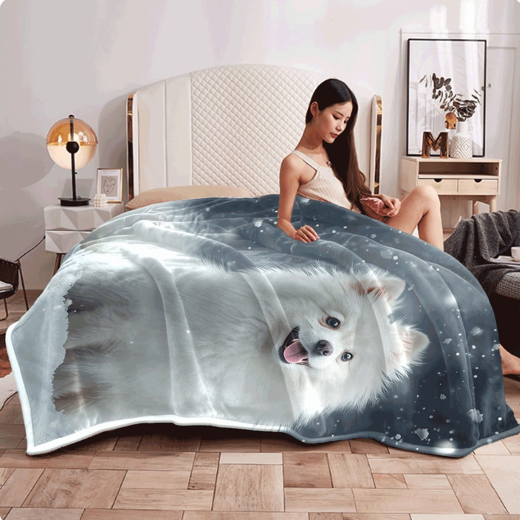 1pc Soft Cozy Pomeranian Dog Blanket Fluffy White Pomeranian in Snow All-Season Plush Spread for Couch Office Lightweight Warm Throw for Home Decor Perfect Gift for Dog Lovers (Pom
