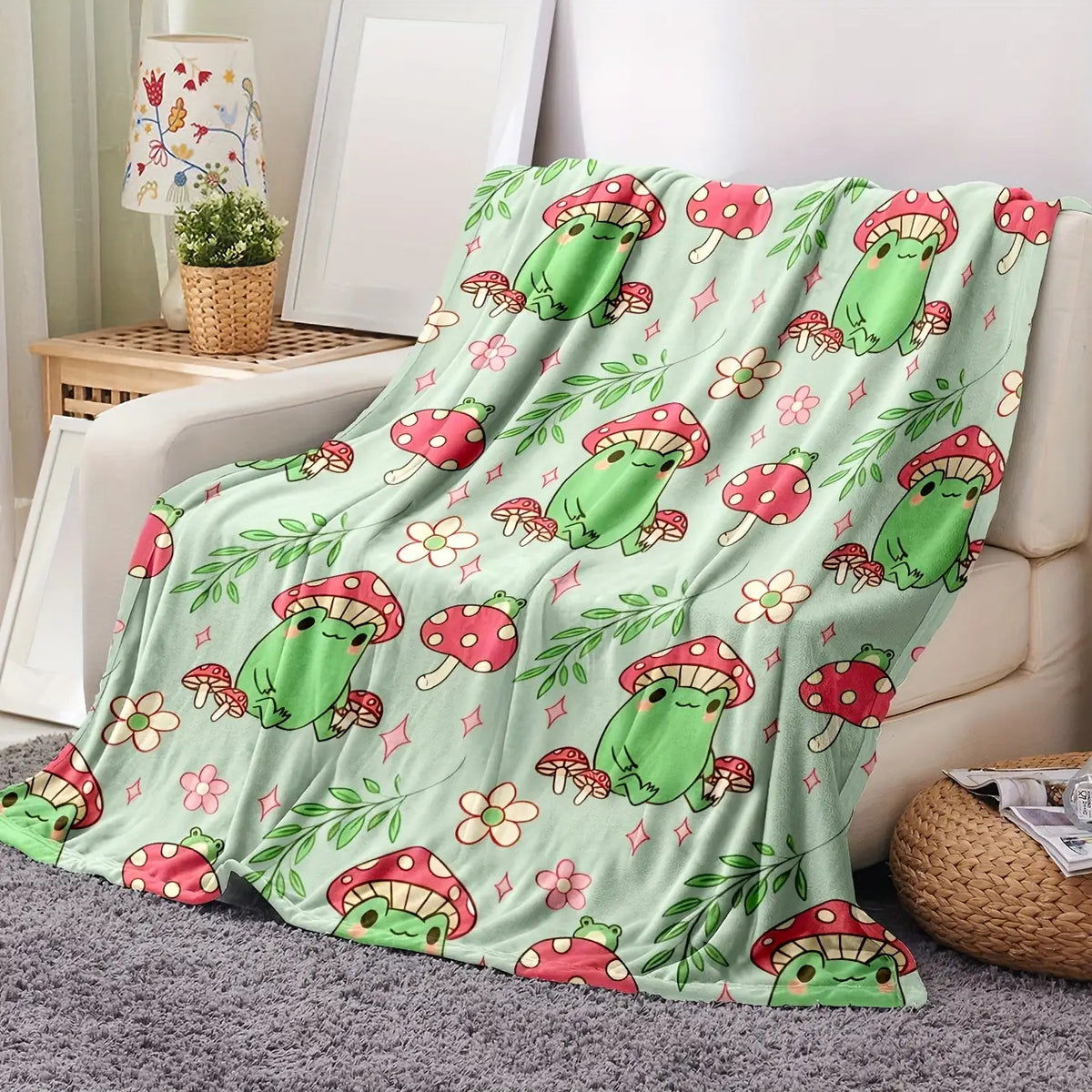 Soft & Cozy Frog & Mushroom Print Flannel Blanket Suitable for Naps, Office, Travel - Cute Frog & Mushroom, Soft Flannel, Compact Portable Cover, Ideal Gift for &