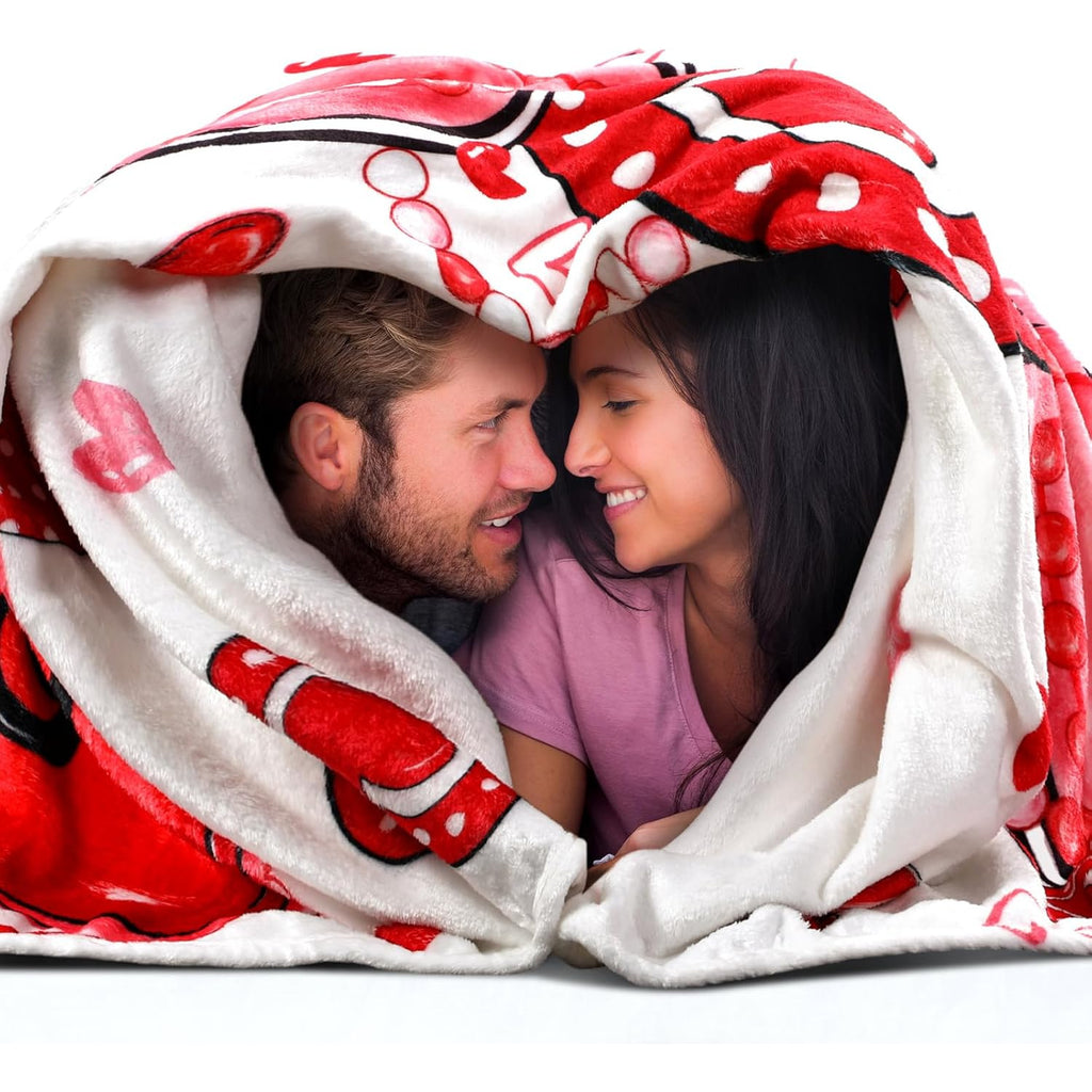 Buryeah Valentine's Day Blanket 50 X 60 Red Heart Blanket Valentine's Day Gift Plush Warm Love Decor for Sofa Couch Home Decoration