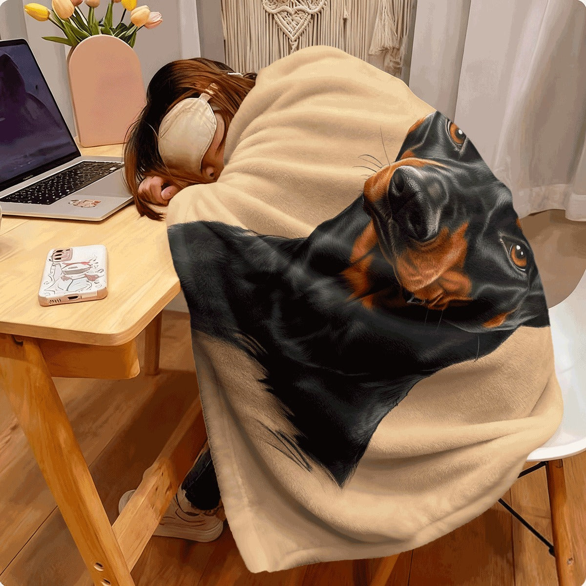 1pc Soft Flannel Blanket with Doberman Portrait Design Warm Cozy Fleece Throw for Sofa All-Season Comfort Dog Lover Gift Machine Washable