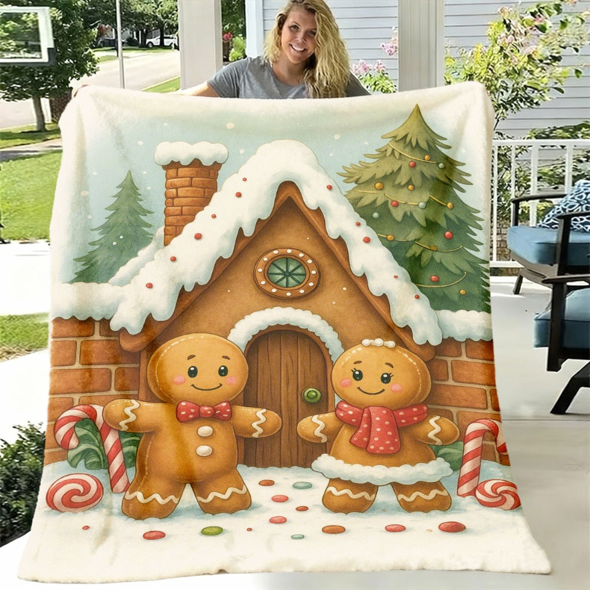 1pc Gingerbread Man And Snow House Pattern Warm Yellow Flannel Oversized Blanket, Christmas Winter Decor, Holiday Home Decoration, Reading Time, Home Nap Use