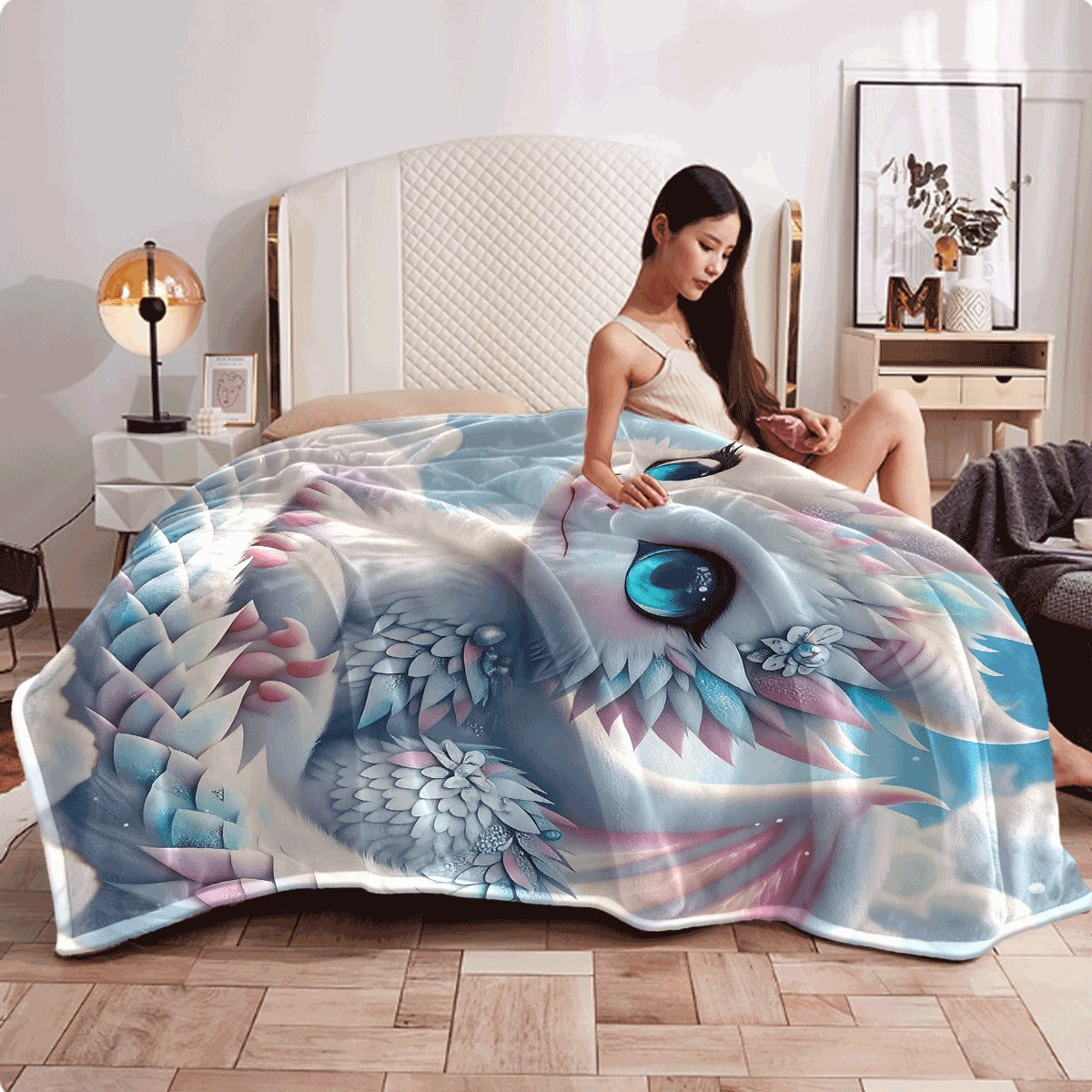 1pc Adorable White Dragon Print Flannel Blanket Soft & Warm All-Season Lightweight Spread Cute Blue-Eyed Dragon & Pastel Rainbow Design Contemporary Geometric Patterns Machine Washable Co