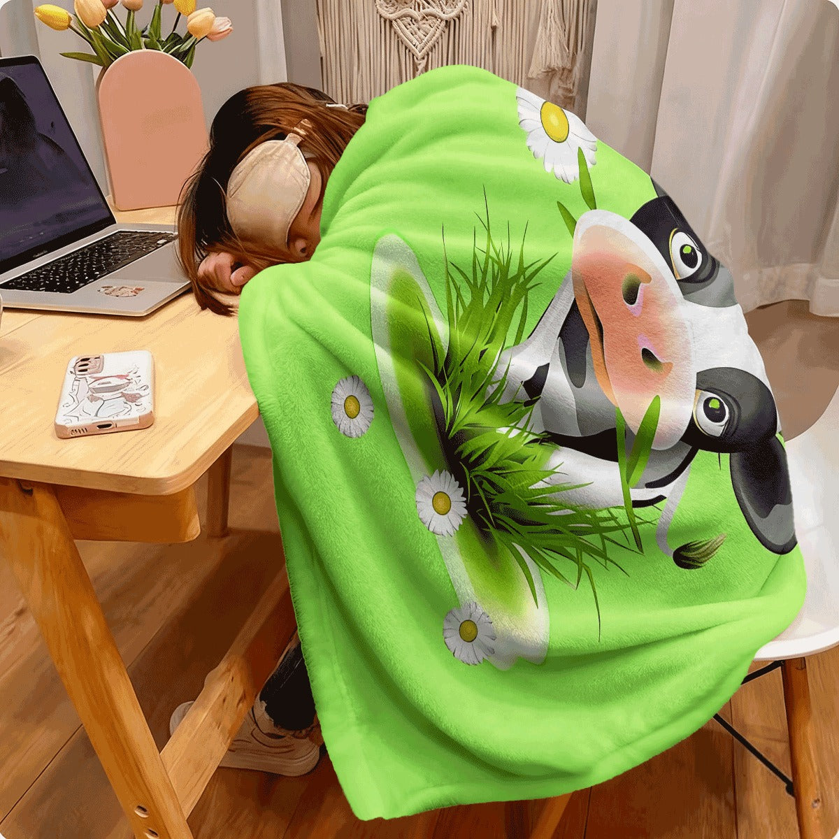 1pc Flannel Blanket Cartoon Calf Printed Green Blanket Warm Cozy Soft Blanket for Couch Sofa Car Office Camping Travelling
