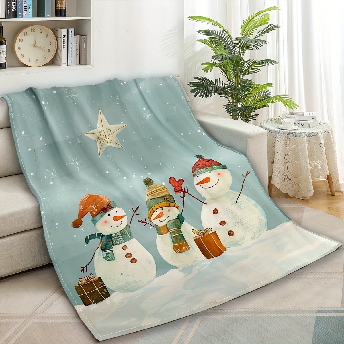 1pc Snowman And Gift Box Christmas Theme Blue Flannel Oversized Blanket, Winter Decor Design, Large Plush Throw, Suitable for Home Nap, Movie Entertainment Time, Weekend Sofa Relaxation