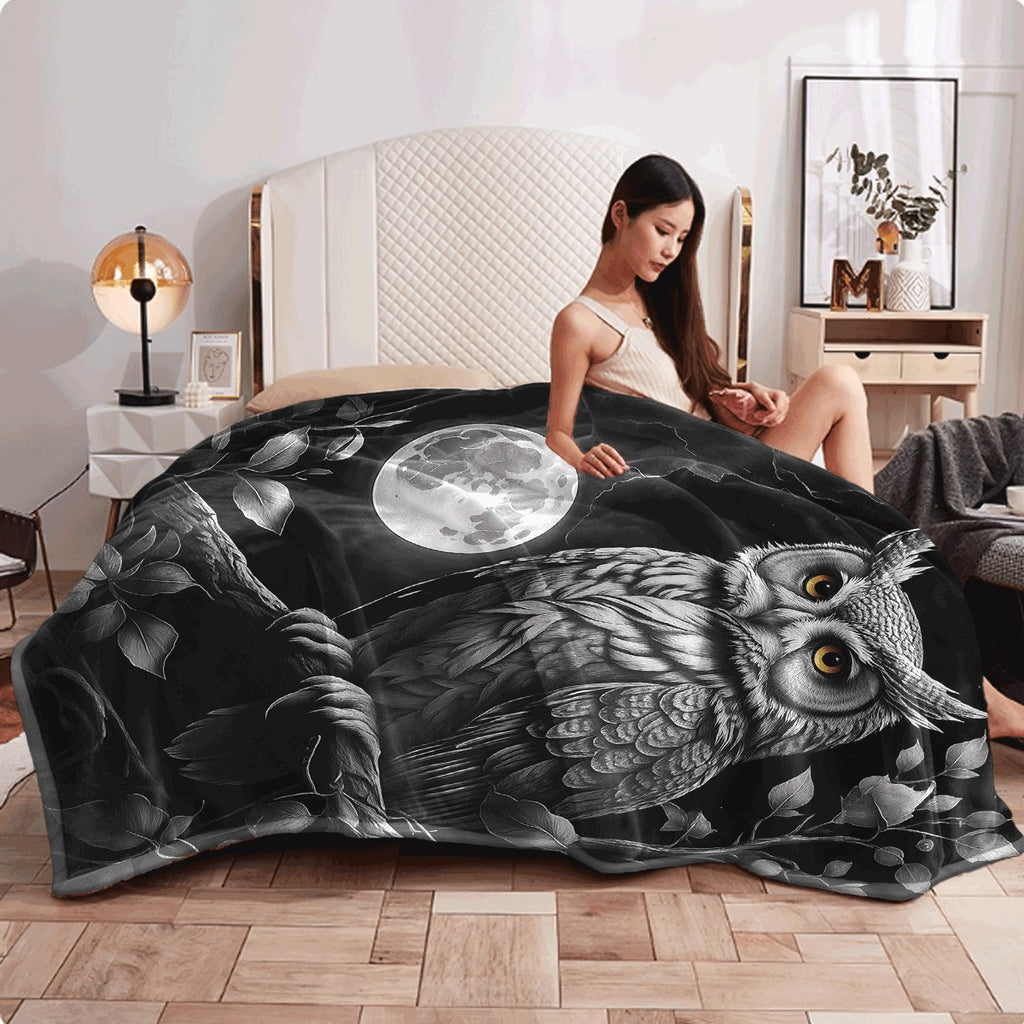 1pc Cozy Owl Print Flannel Throw Blanket Soft Warm & Versatile for Couch Office Camping All-Season Gift Idea