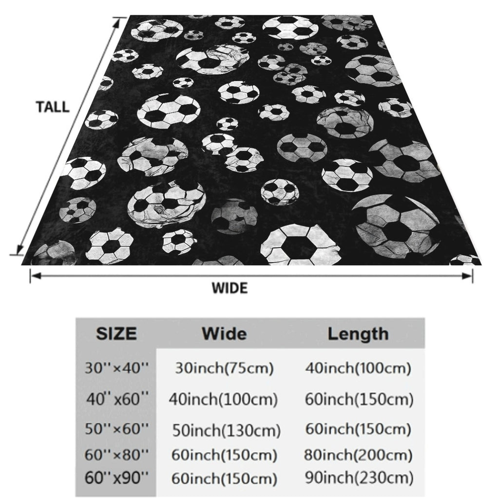 1pc Soft Flannel Soccer Print Blanket Cozy, Warm Throw with White Soccer Ball Design for Couch, Bed, Office, Camping & Travel Machine Washable, All-Season Comfort, Allseason Blanket Playful Des