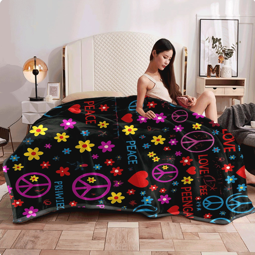 1pc Cozy Love & Peace Graffiti Flannel Throw Blanket Soft, Reversible for All Seasons Perfect for Couch,, Travel Available In Multiple Sizes