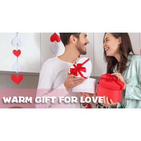 A Flannel Throw Blanket Featuring Paw Prints for Valentine'S Day, in Red And Pink, Perfect As a Romantic Gift for Anniversaries, Weddings, Or Birthdays for Women, Girlfriends, Wives, Or Lovers. This Soft Blanket Is Ideal for Bedding Or The Sofa
