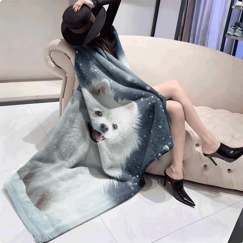 1pc Soft Cozy Pomeranian Dog Blanket Fluffy White Pomeranian in Snow All-Season Plush Spread for Couch Office Lightweight Warm Throw for Home Decor Perfect Gift for Dog Lovers (Pom