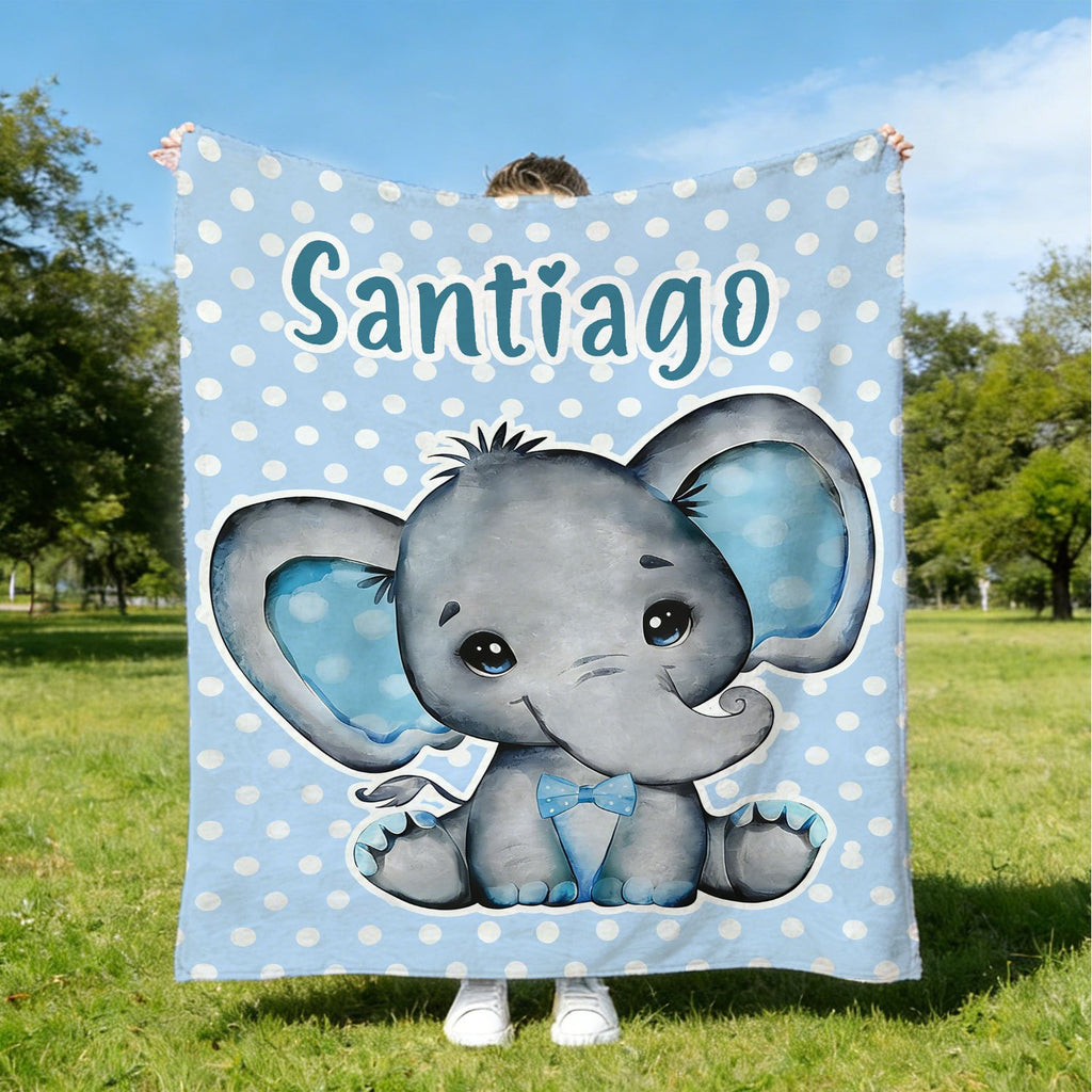 Personalized Custom Name Blanket, Cute Elephant Fleece Blanket, Gift for Outdoor Enthusiasts, All-Season Plush Blanket, Suitable for Home And Travel, Comfortable Personalized Blanket, Ideal Holiday Gift for Family And Friends