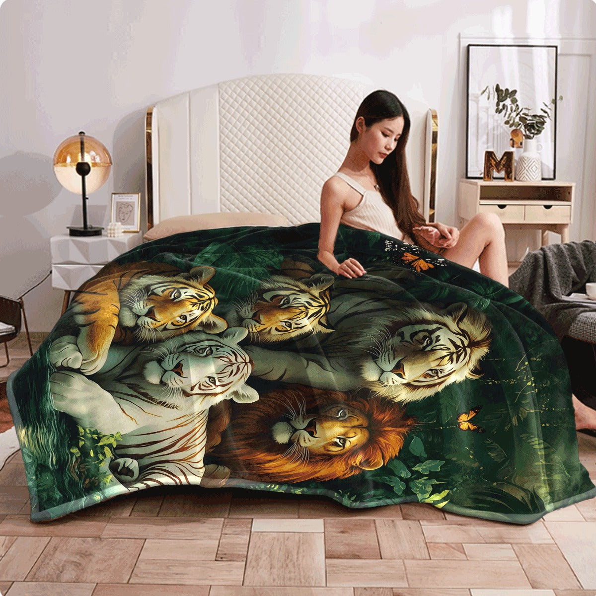 1pc Jungle Wildlife Flannel Blanket with Tigers Lion And Butterflies Vibrant Greenery Print Ultra-Soft Cozy Throw for Sofa All-Season Warm Decoration Machine Washable