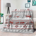 Ultra-Soft Thermal Flannel Blanket in a Comfortable Retro Design with Reindeer And Snowman Motifs, Perfect for Sofas Or Travel. Ideal for Holiday Gifts, This Vintage-Inspired Blanket Features a Holiday Motif