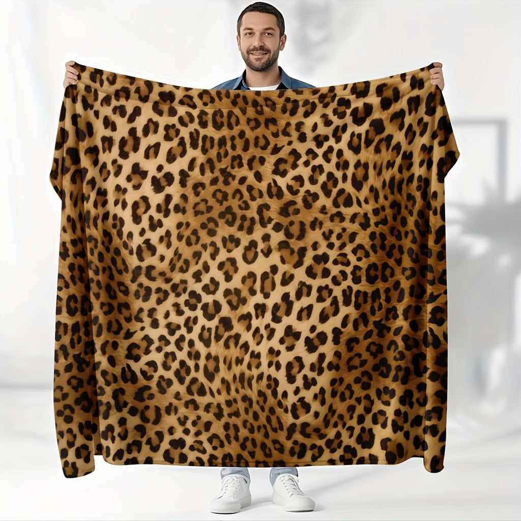 1pc 2D Printed Flannel Leopard Print Blanket, Featuring a Leopard Print Design¡ªsoft, Warm, and Cozy, Lightweight and Durable, Available in Multiple Sizes, Perfect for Holiday Gatherings, Living Room Lounging, Bedroom Warmth, and Office Naps.