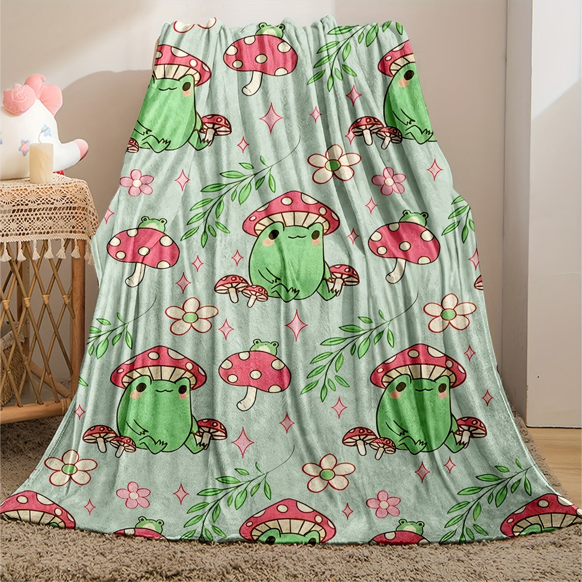 Soft & Cozy Frog & Mushroom Print Flannel Blanket Suitable for Naps, Office, Travel - Cute Frog & Mushroom, Soft Flannel, Compact Portable Cover, Ideal Gift for &