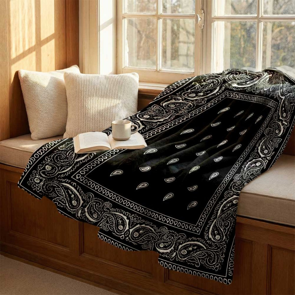 1pc Black and White Classic Paisley Pattern Flannel Blanket, Soft, Comfortable, and Warm, Simple Design, Durable Plush Surface, All-Season Universal Sofa Blanket, Warm Throw Blanket, Suitable for Living Room, Bedroom, Sofa, Balcony, and Study
