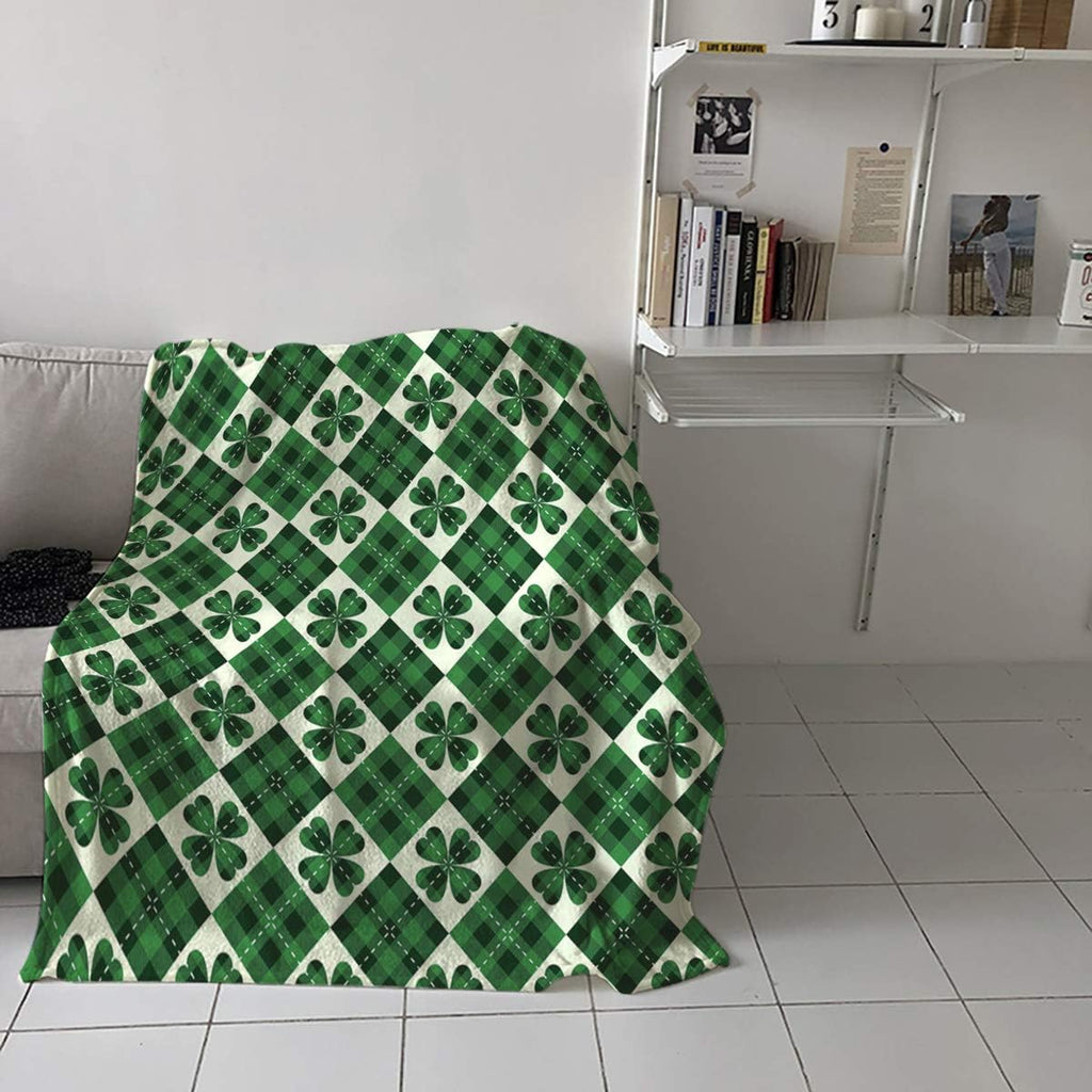 Flannel and Microfiber Soft Bed Throws Blanket | St. Patrick'S Day Scottish Checked Four-leaf Clover, All Season Warm, Lightweight, 39x49 inch for Living Room/Bedroom Decor