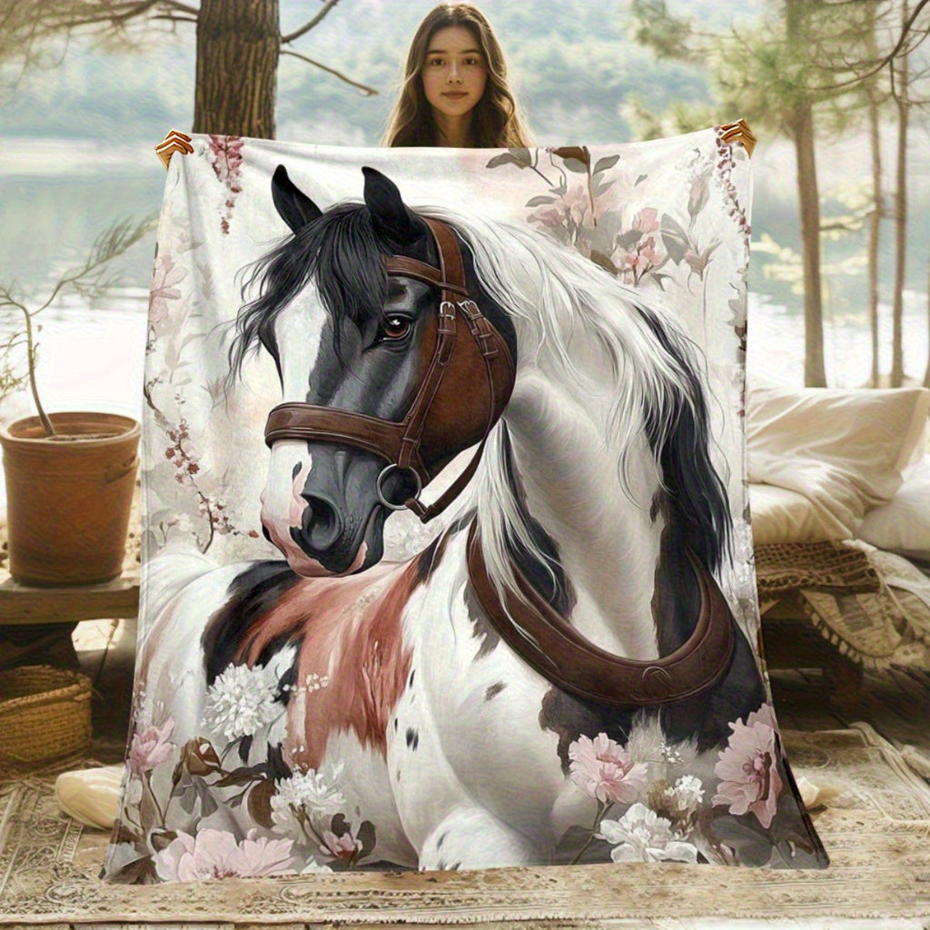 1pc, Black And White Floral Pattern Flannel Blanket, Soft, Comfortable And Warm, Pink And Beige Design, Durable Plush Surface, All-Season Bed Blanket, Warm Throw Blanket, Multiple Sizes Available, Suitable for Living Room Sofa, Bedroom Bed