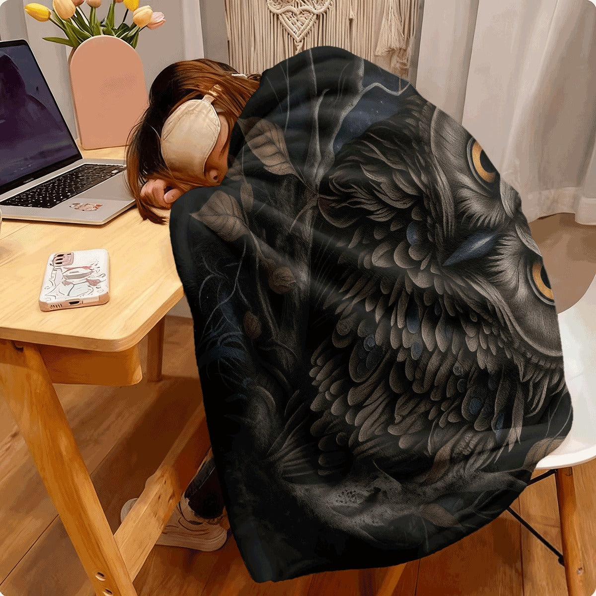 1pc Cozy Flannel Throw Blanket with Mysterious Owl & Dark Tree Branch Design Soft Warm Fabric for Sofa All-Season Mystic Wildlife Themed Room Decor