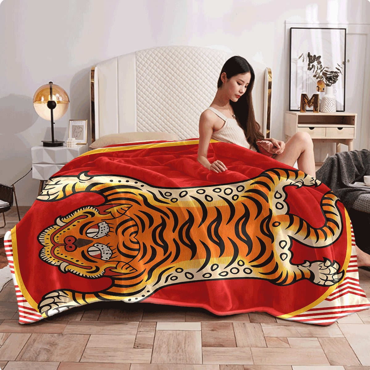 1pc Vintage Red Tiger Pattern Flannel Blanket Chinese Traditional Art Print Soft Cozy Warm Sofa Throw Machine Washable All-Season Blanket
