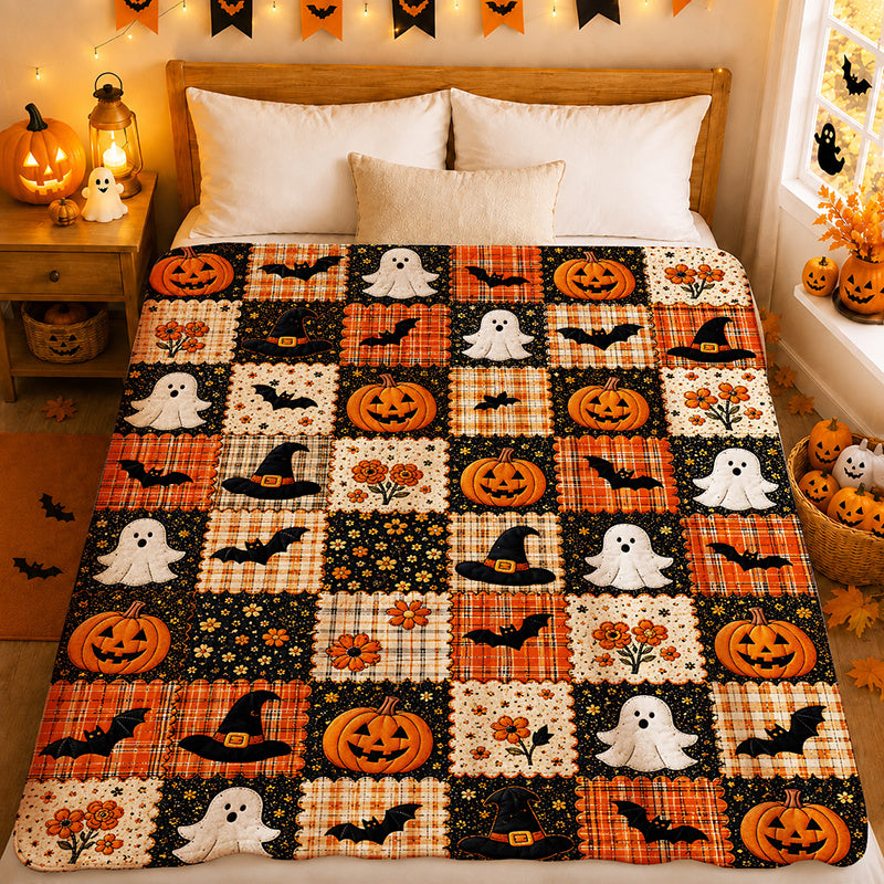 1pc Autumn Farmhouse Style Halloween Flannel Throw Blanket, Cream Plaid with Orange Pumpkins, Cute Ghosts, and Black Bats, Adorned with Vintage Floral Patterns, Suitable for Living Room, Bedroom, Dorm, Naps, Travel, and Daily Use