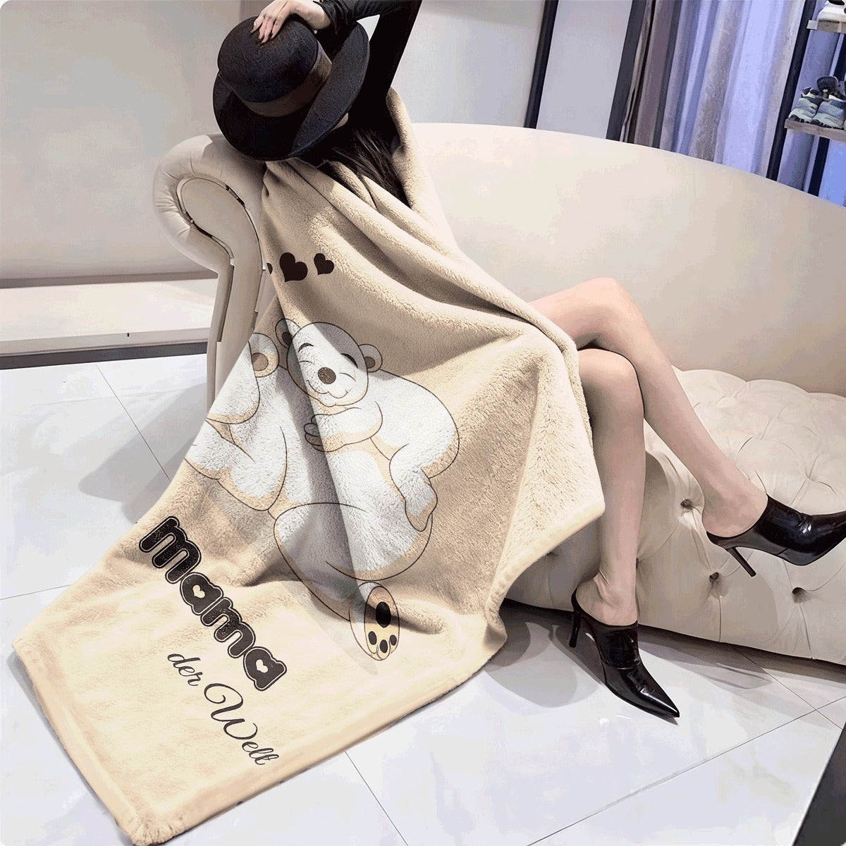 1pc Vintage Polar Bear Flannel Throw Blanket for Mom All Seasons, Soft Digital Print Polyester Fleece Blanket 200-250g, Best Mom in the World Gift German Text, Cozy Sofa TV Blanket Withou