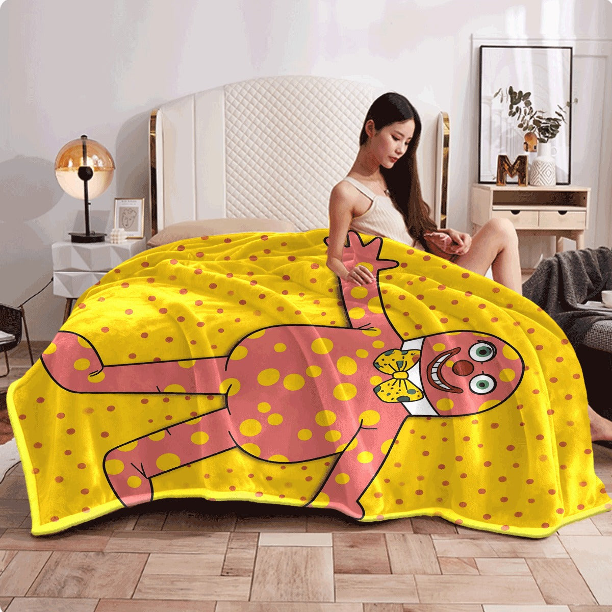 1pc 1pc 230GSM Fashion Mr Blobby High-Definition Pattern Flannel Blanket, an Exclusive Soft And Cute Must-Have for Fans! Suitable for All Seasons, Perfect for Sofa Lounging, Bedroom, Dining, Office