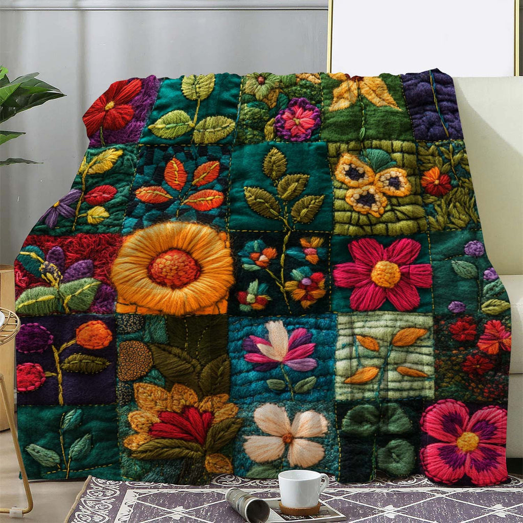1pc Floral Embroidered Flannel Blanket, Soft, Comfortable, and Warm, Colorful Vintage Design, Durable Plush Surface, All-Season Bed Blanket, Warm Throw Blanket, Multiple Sizes Available, Suitable for Living Room Sofa, Bedroom Headboard