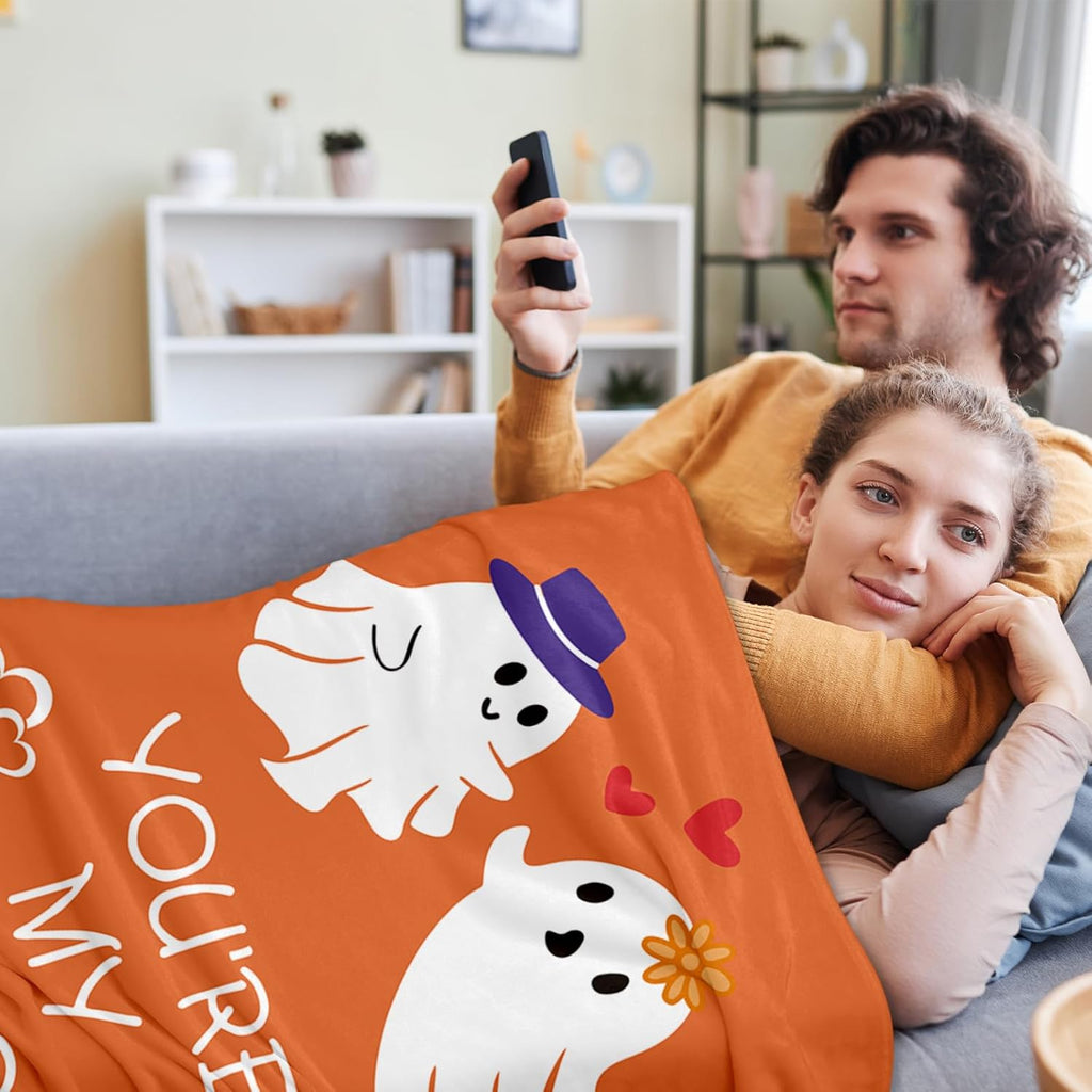 ARKUKU Gothic Valentine'S Day Presents for Him And Her, Including a Cozy Blanket for Both Men And Women, Perfect for Spooky Gift Baskets. This 50X60 Throw Blanket Is Ideal for The Living Room, Sofa, Or Travel