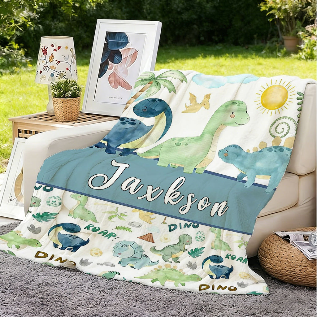 Personalized Custom Name Blanket, Outdoor Enthusiast Gift Plush Blanket, All-Season Universal Gift Blanket, Cartoon Little Dinosaur Fleece Blanket, Suitable for Home And Travel, Comfortable Personalized Blanket
