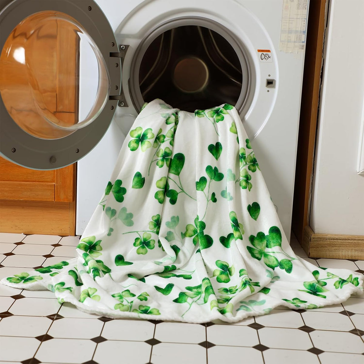 A Cozy And Soft 50X60 Throw Blanket Featuring Shamrocks, Perfect for St. Patrick'S Day. This Plush Flannel Blanket Is a Lovely Decorative Piece for Your Living Room, Couch, Or Bedroom, Making It an Ideal Romantic Gift for Your Mother, Wife