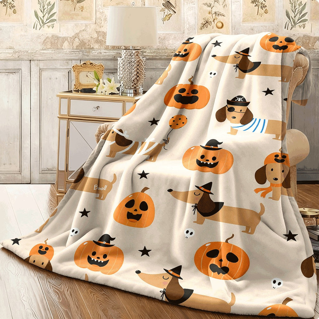 1pc Halloween Throw Blanket Cute Dachshund Dogs & Pumpkins in Orange Beige Soft Flannel Cozy Decorative Blanket for Sofa Camping Parties Perfect Halloween Gift for Pet Lovers & Spook