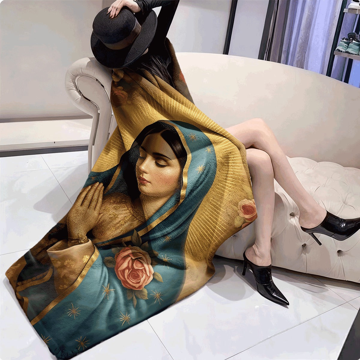1pc Bohemian And Religious Flannel Blanket Super Soft All-Season Bedspread, HD Print Quilted-Like Texture, Catholic Gift for Sofa Or Bed Cover