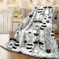 1pc Cute Raccoon Floral Flannel Throw Blanket Black White Gray Cute Animal Flower Pattern Soft Warm Cozy Fleece Blanket for Couch Sofa All Season