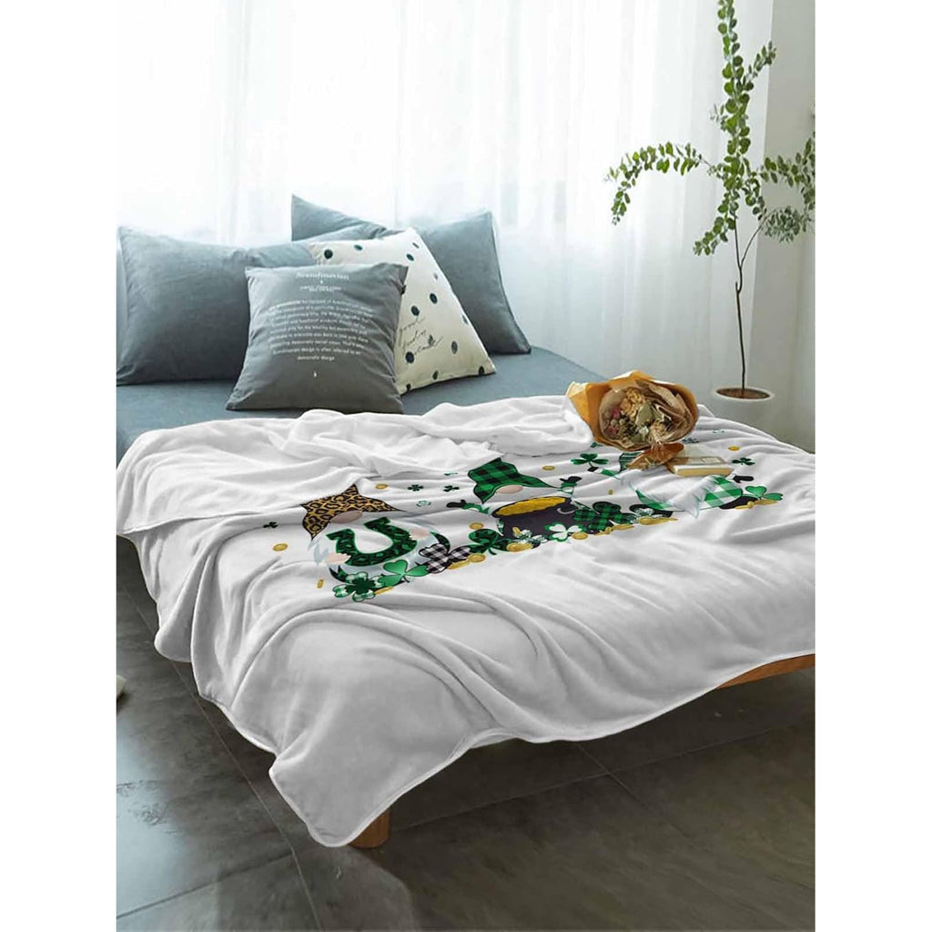 Flannel Flannel Blanket St. Patrick's Day Dwarfs Irish Golden Coin Shamrock Leaves Thin Soft Warm Cozy Throw for Home Sofa Travel Camping Couch Picnic White 30x40in