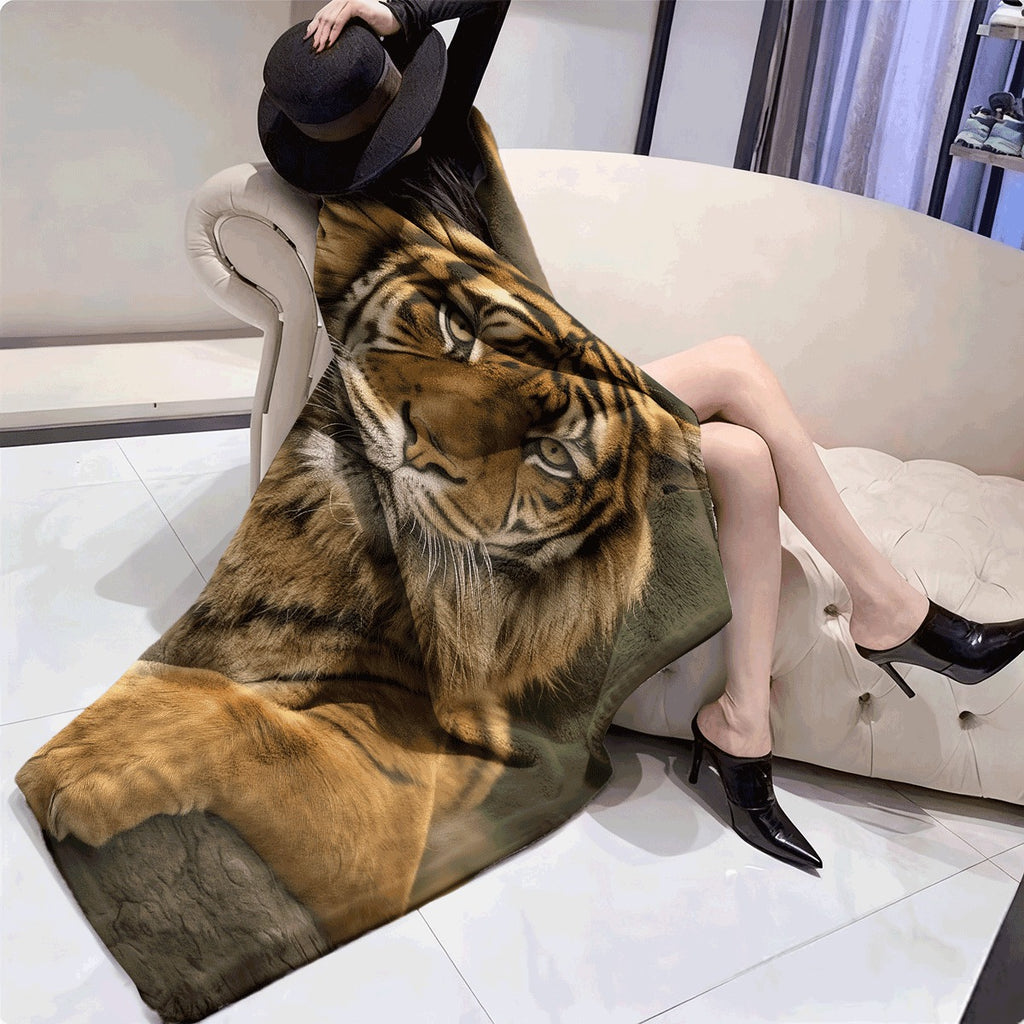 1pc Ultra-Soft Tiger Print Flannel Throw Blanket Versatile Warm Cozy for Couch Office Camping All-Season Gift Idea