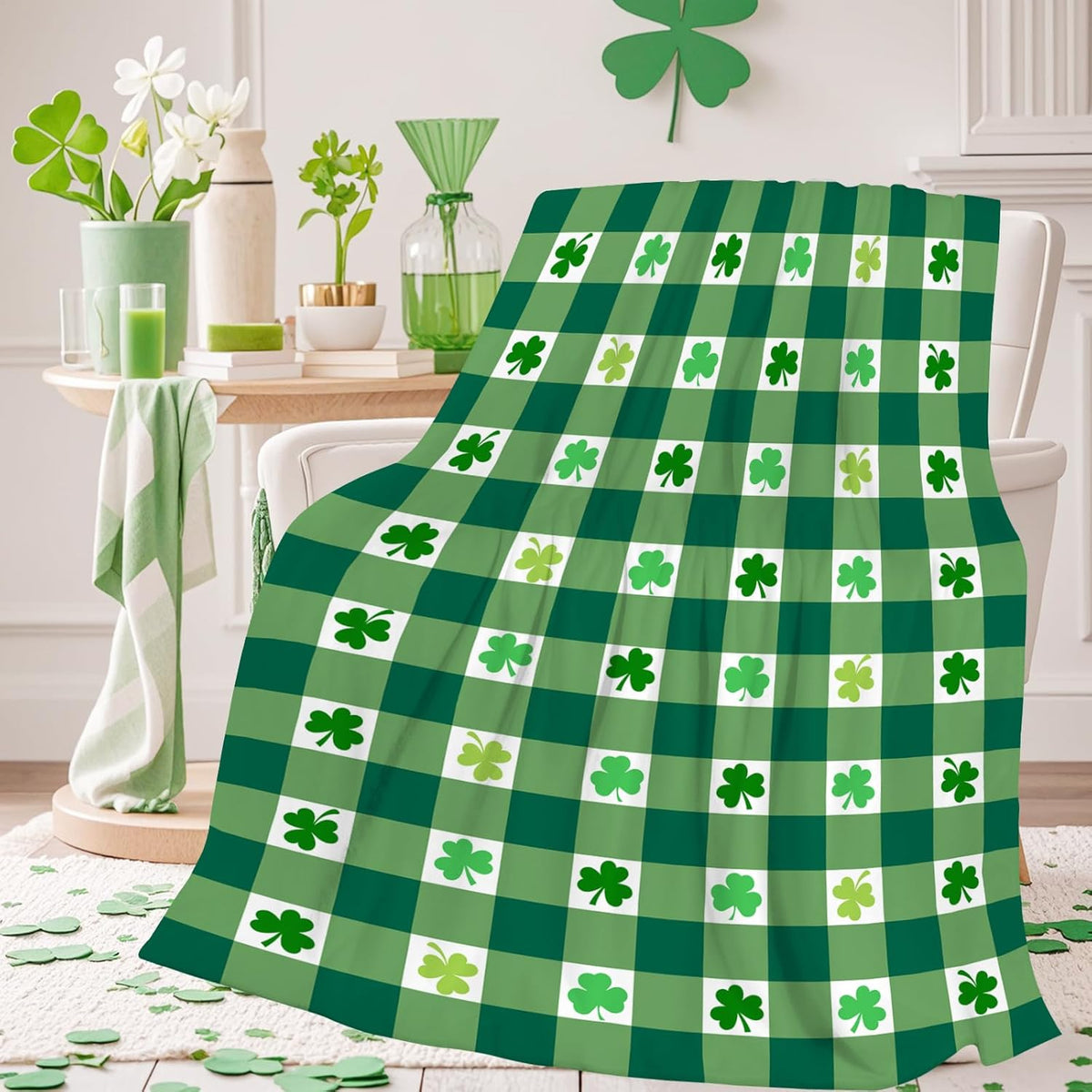 Fuzzy St. Patrick's Day Blanket Green Clover Buffalo Check Plaid Plush Throw Blanket for Couch Sofa Luxury Soft Cozy Lightweight Blankets for All Seasons 50x40
