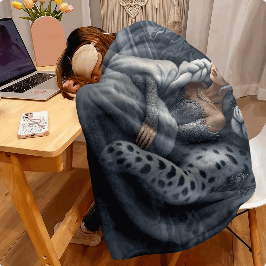 1pc Snow Queen And Snow Leopard Blanket Cooling Quilted Spread Soft Breathable 100% Polyester Fantasy Winter Theme Cover for All-Season Comforter Couch Or Use Machine Washable Gift