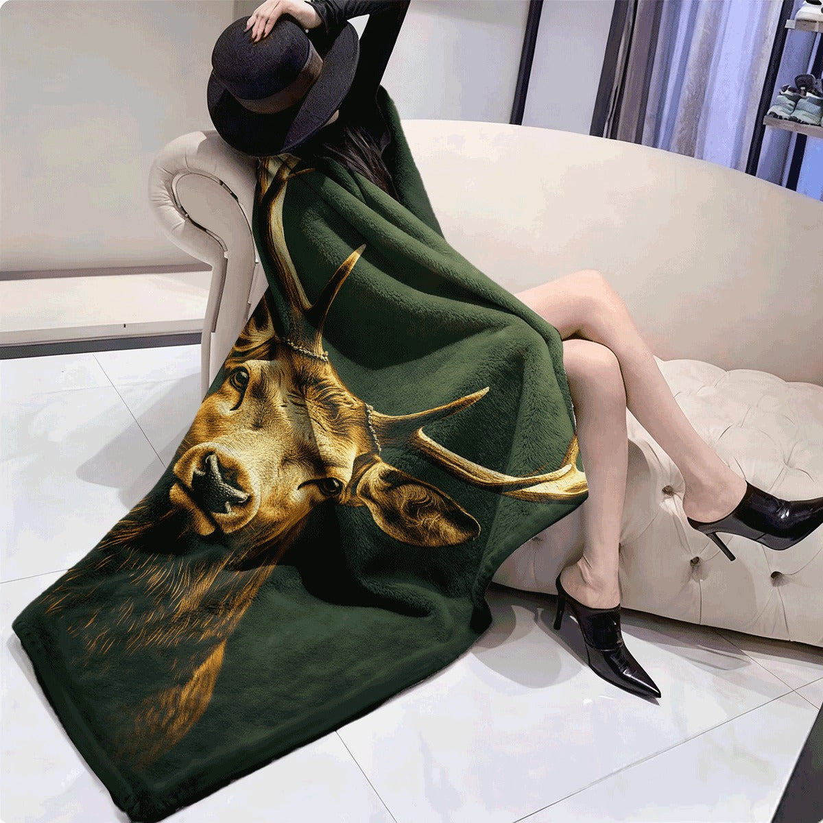 1pc Nordic Deer Head Blanket - Super Soft Blanket Suitable for All Seasons Sofa Camping Travel Cover Carpet Perfect Gift for Nature Enthusiasts Thick And Durable Nordic Style