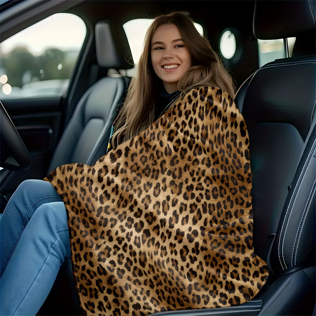 1pc 2D Printed Flannel Leopard Print Blanket, Featuring a Leopard Print Design¡ªsoft, Warm, and Cozy, Lightweight and Durable, Available in Multiple Sizes, Perfect for Holiday Gatherings, Living Room Lounging, Bedroom Warmth, and Office Naps.