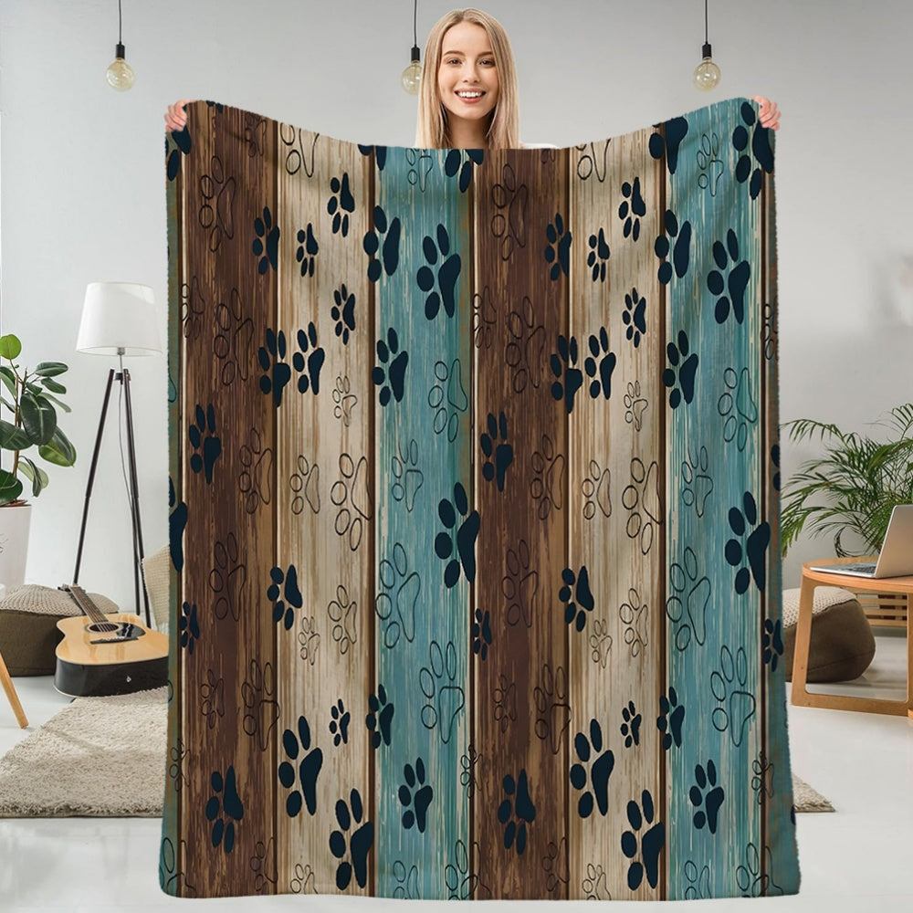 1pc of Wood Grain and Paw Print Patterned Blanket, Vintage-style Design, Soft Plush Surface, Lightweight and Durable Flannel Material, Available in Multiple Sizes, Perfect for Holiday Gatherings, Living Room Lounging, Bedroom Sleep, Study Reading