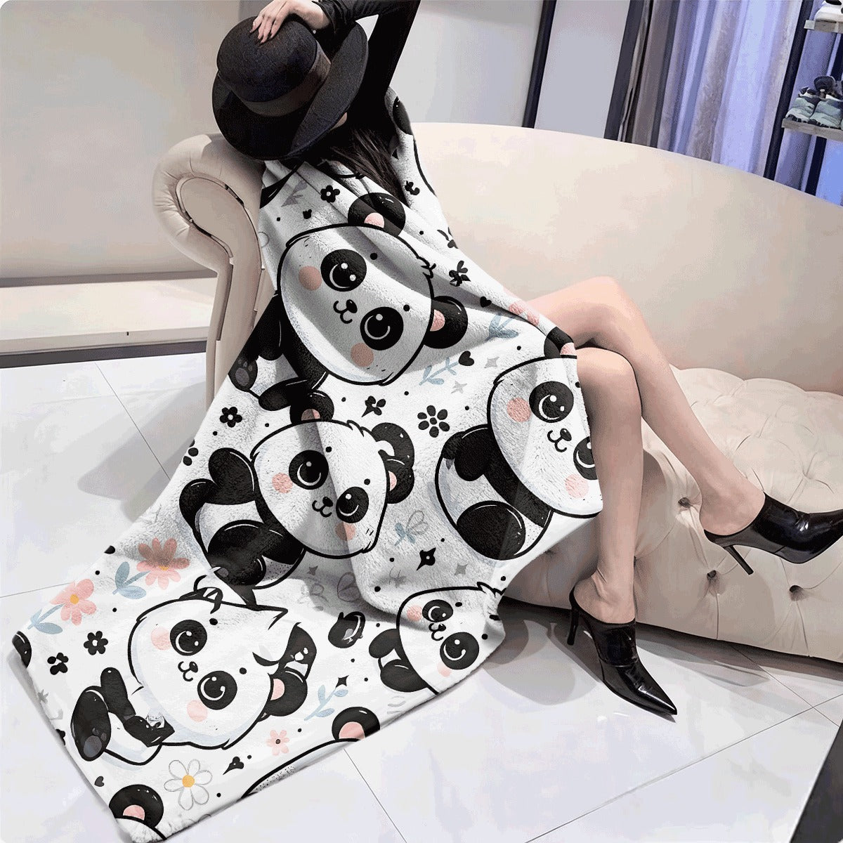 1pc Cute for panda Pattern Flannel Blanket Sweet Pastel Flowers And Adorable for panda Print Ultra-Soft All-Season Throw for Couch Sofa Cozy Gift for Panda Lovers